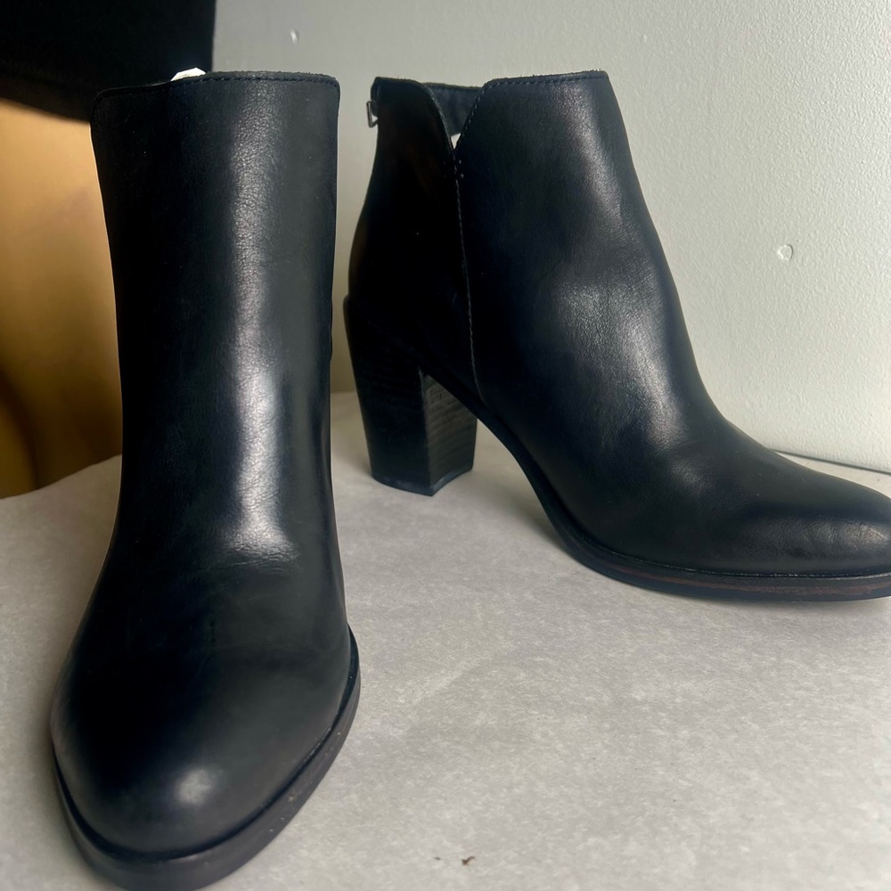 BP Sleek Black Leather Ankle Boots